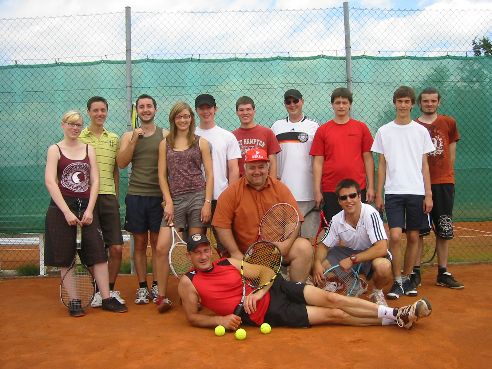Teilnehmer beim Tennis