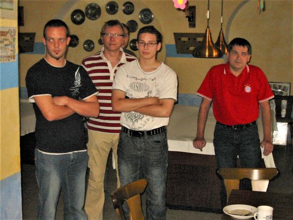 Freundschaftssspiel klein