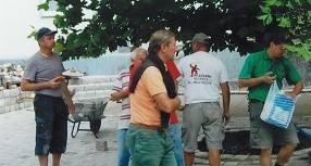 Pflastern Hof Brotzeit jpg