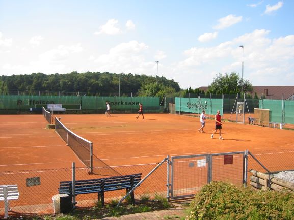Tennisspielen