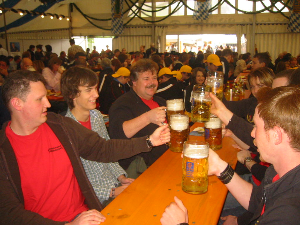Prost aufs Volksfest 2010