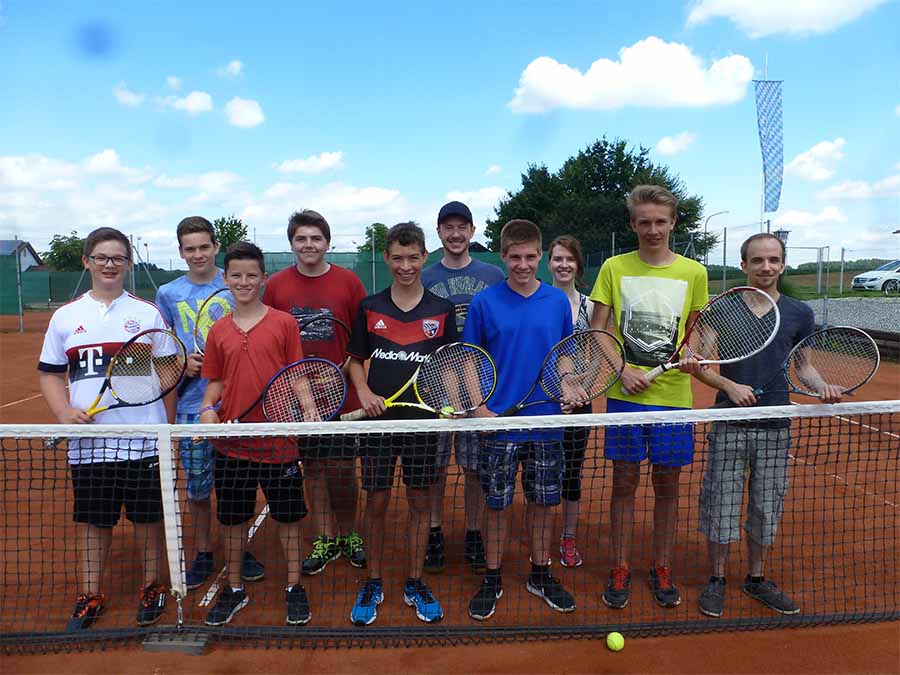 Tennis Teilnehmer klein 