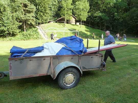Zelt Anlieferung klein