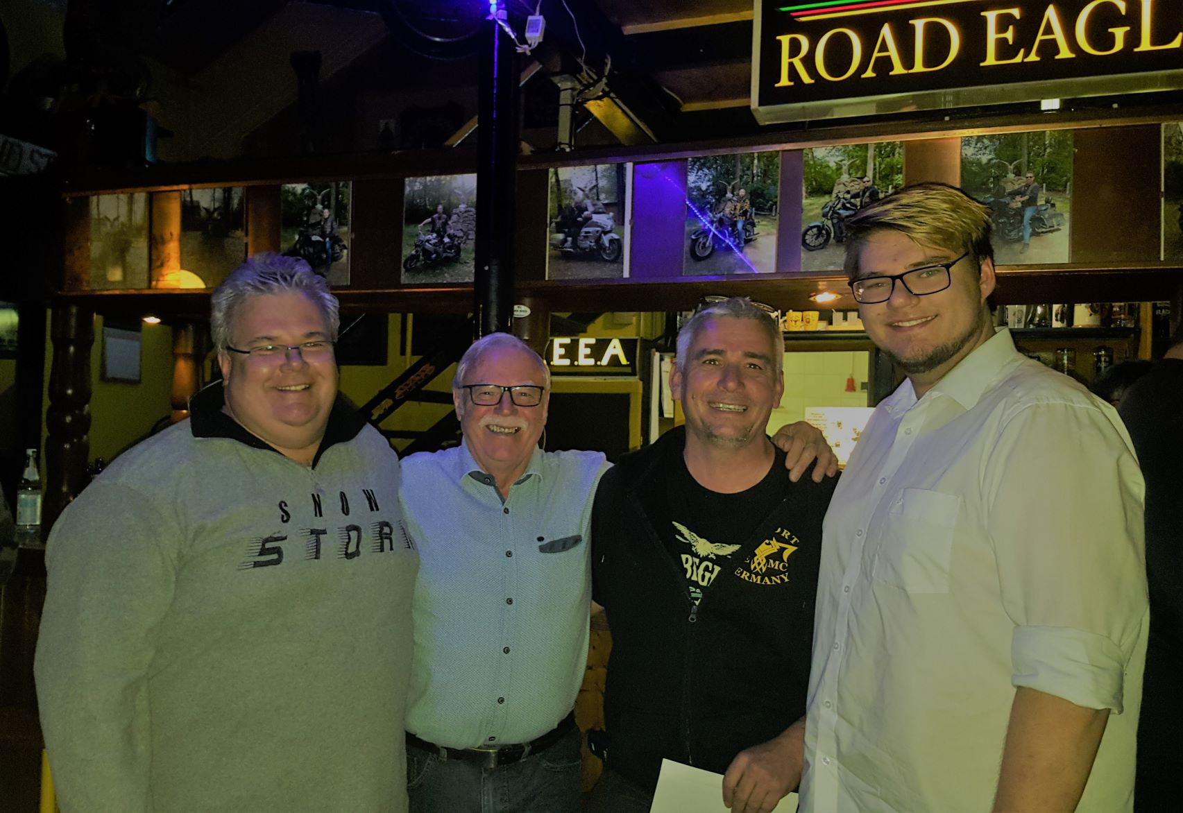 05.04.2019 Manes Geburtstagsfeier klein