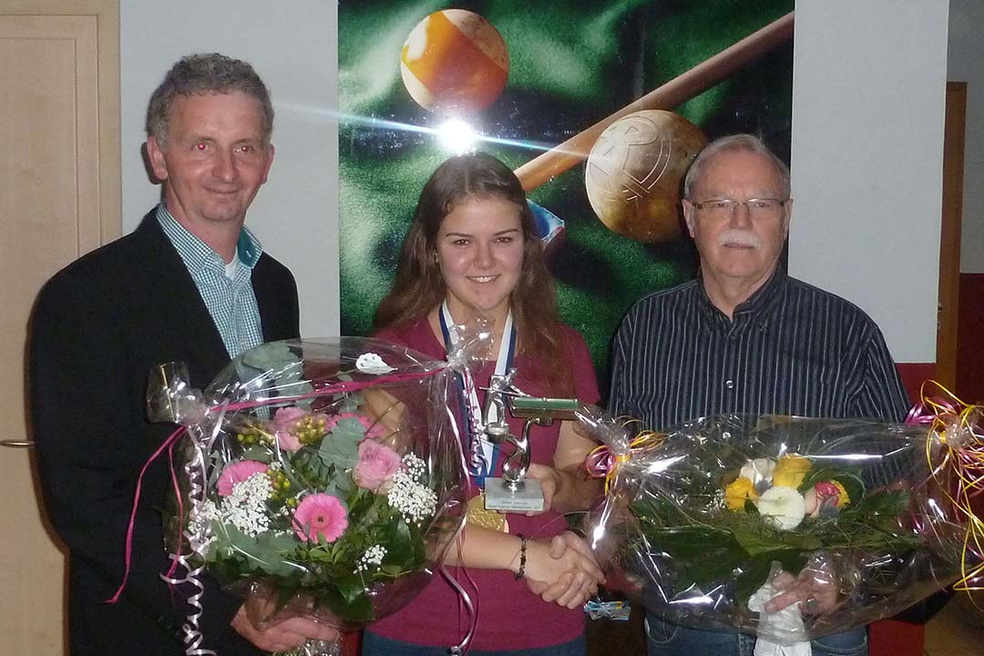 Ehrung durch Vorstand und Markt klein 