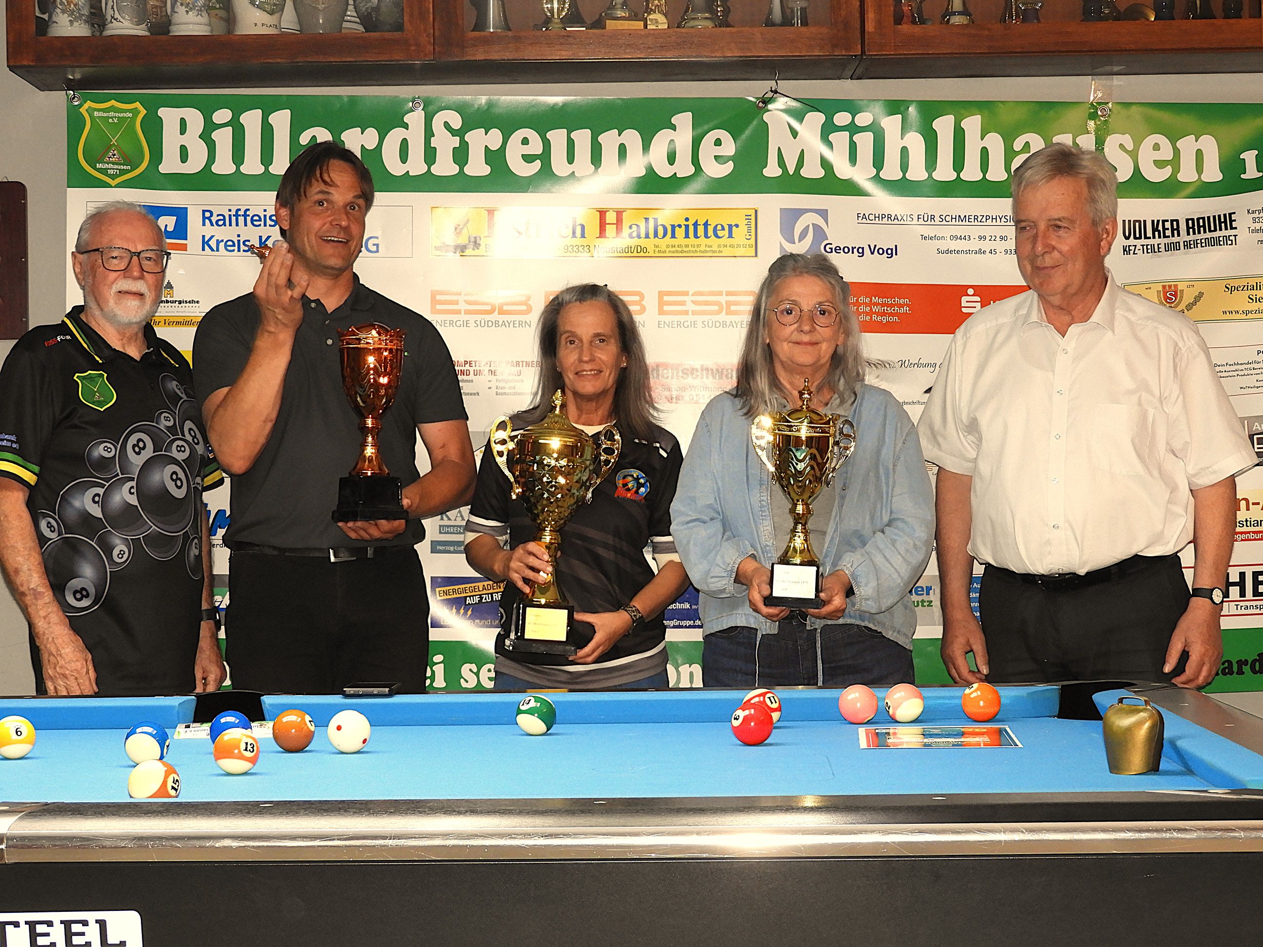 Foto Sieger Billardturnier klein